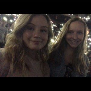 Meet your Posher, Eliana